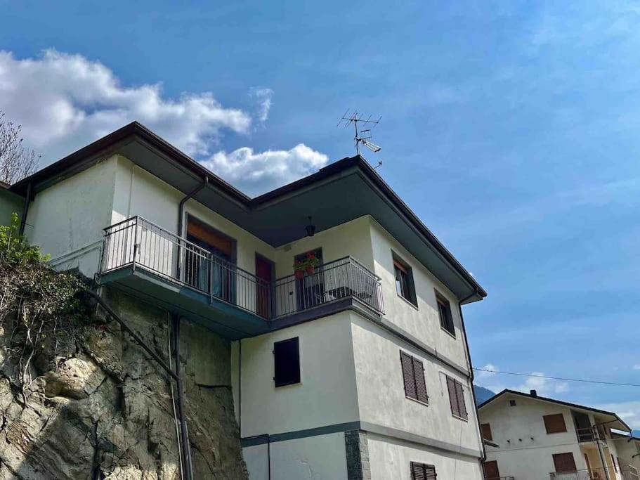 דירות Locana La Casa Di Sabi מראה חיצוני תמונה